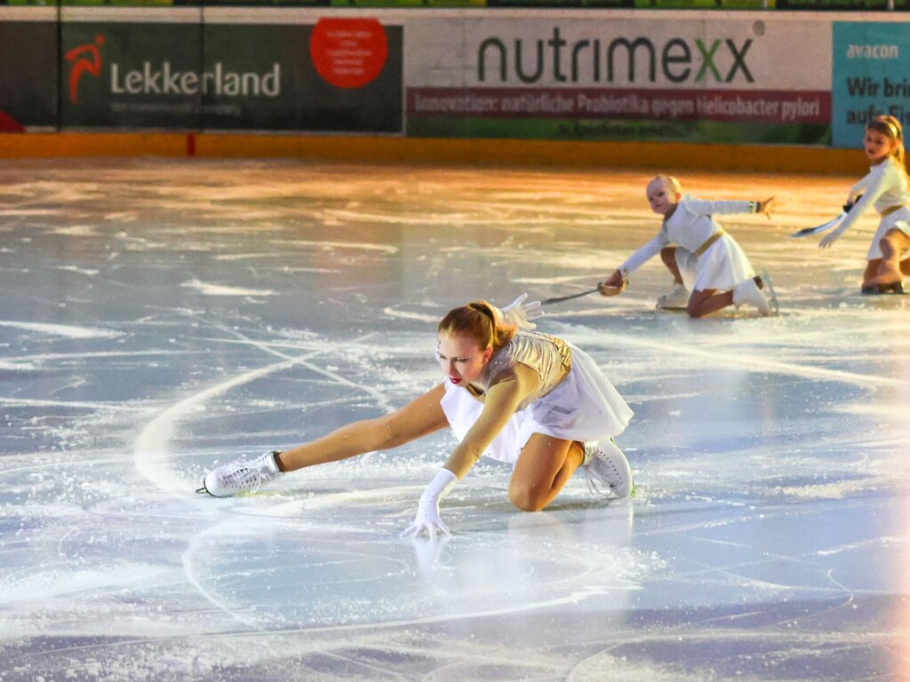 Magische Eis Show „Zeitreise“ begeistert in Mellendorf
